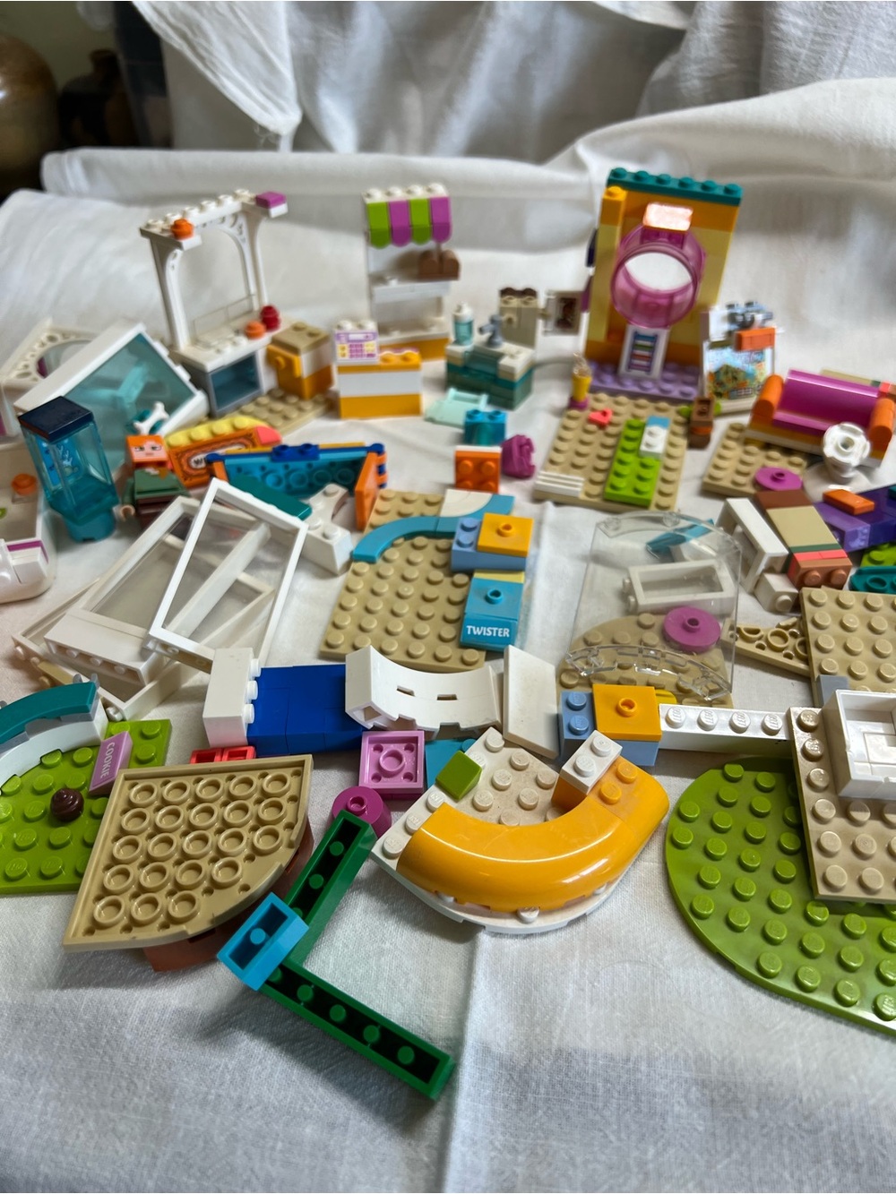 Lego and friends puppy Playground Plus Regular Playground Pieces